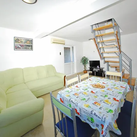 Celeste Appartamento Vinkuran